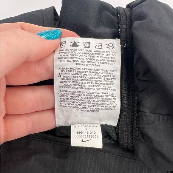 Nike Dri-Fit Running Shorts w/ Pocket and Inner Lining - black, M - Picture 9 of 13